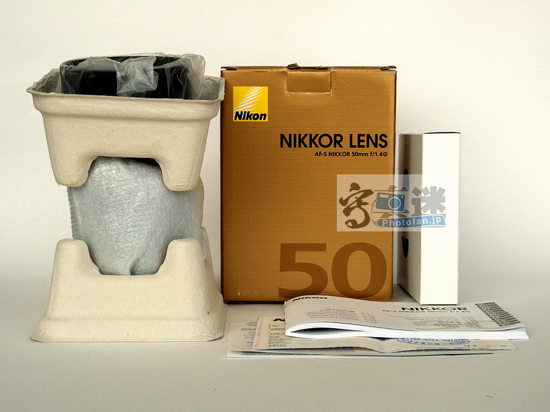 Nikon  AF-S  NIKKOR 50mmF1.4G }c-4