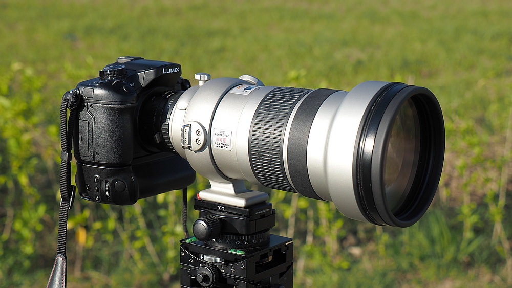 PENTAX FA* 300mm F2.8  with GH3