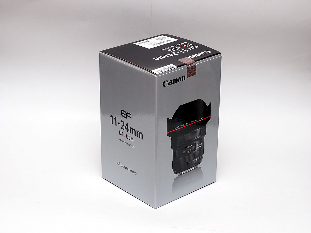 EF 11-24mm F4L Unbox_20150721_01