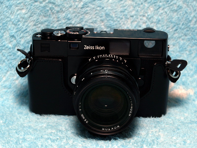 Zeiss Ikon Ever-Ready Case-5